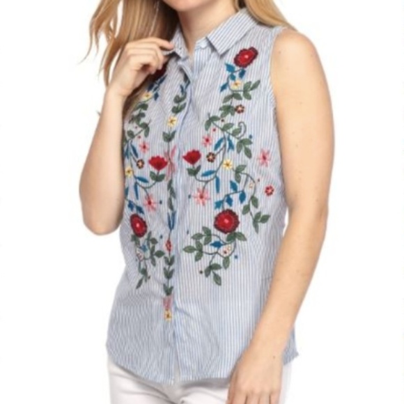 size petite L, pretty pinstripe with floral design blouse, new condition - Picture 1 of 5